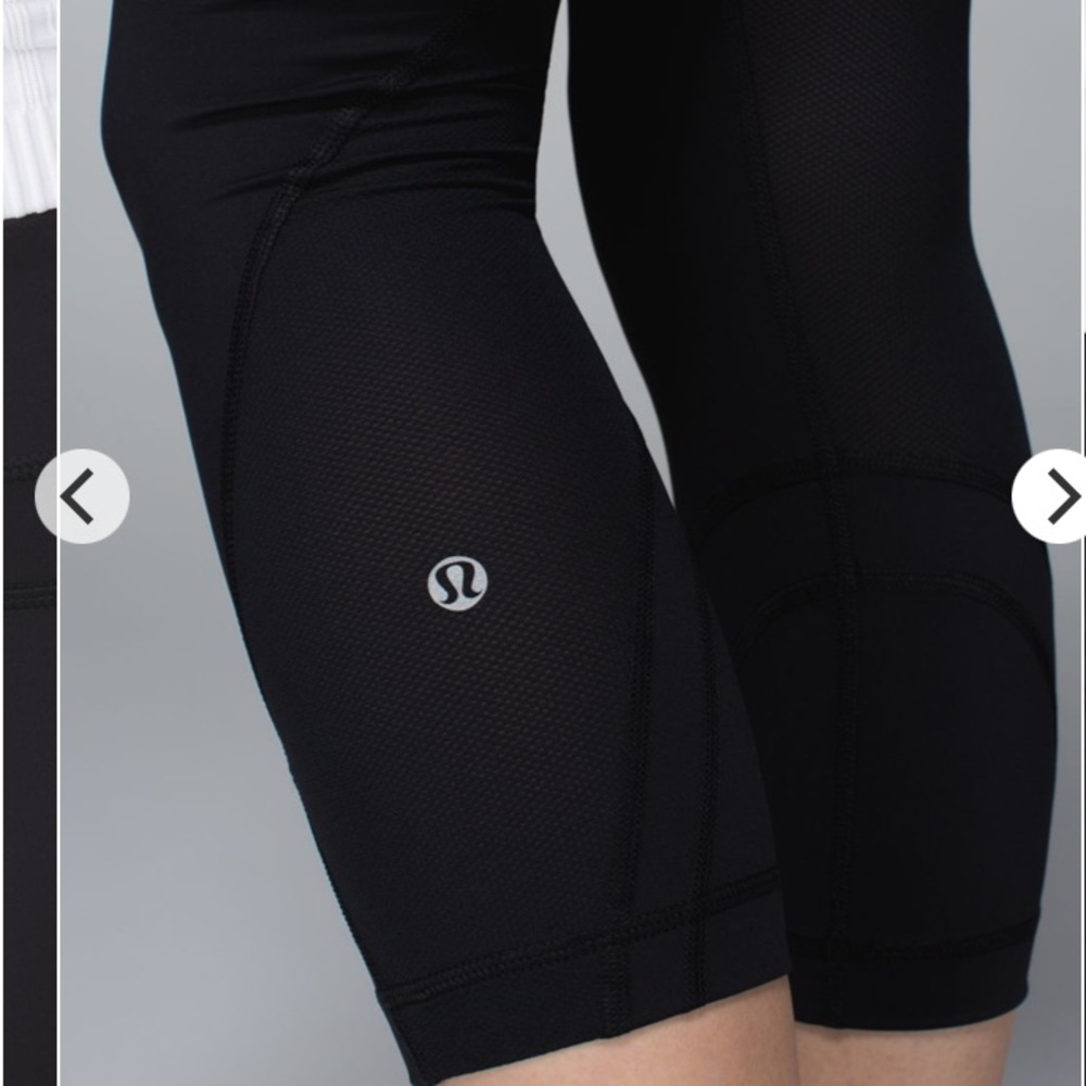 Lululemon Run: Inspire Crop II Black Size 2